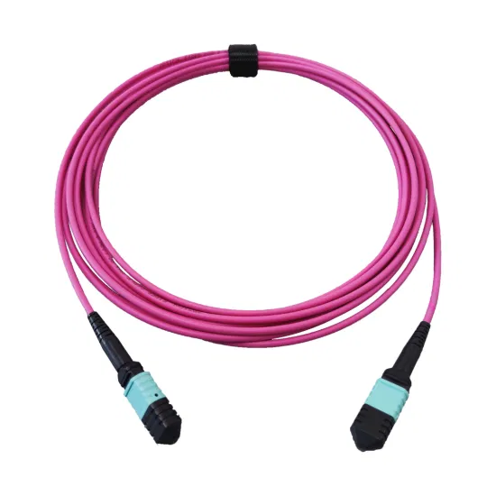 Fabricación del cordón de conexión de fibra óptica Mtpmpo del cordón de conexión de fibra óptica Om4 12/24f G657A1 MPO/MTP